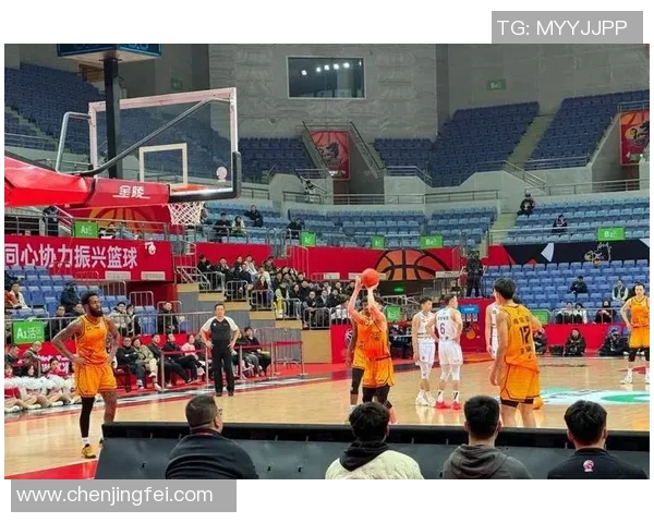 江苏肯帝亚迎战上海篮球队争夺季后赛资格的关键对决